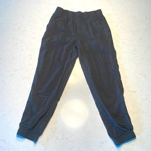 Pacsun LA hearts black joggers (Womens large)- Like new condition/barley worn